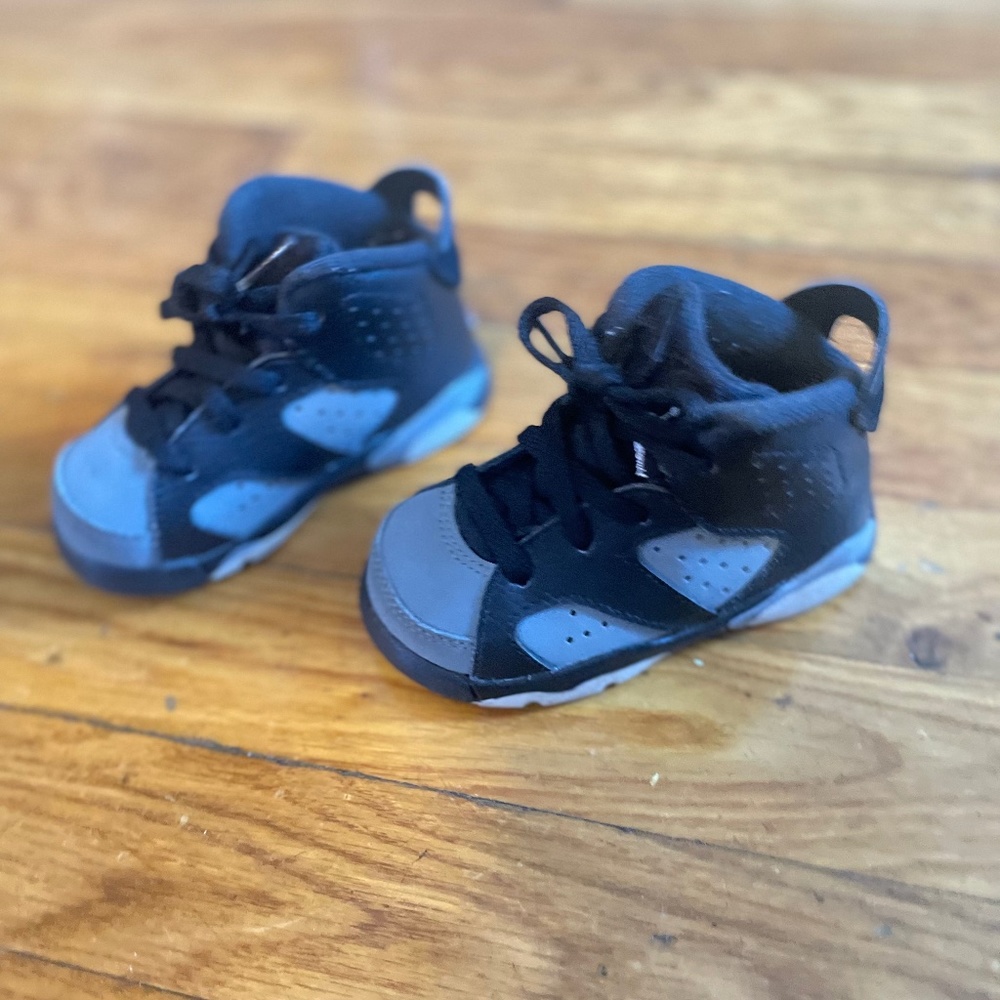 Nike Air Jordan VI 6 Retro Black White Cool Grey